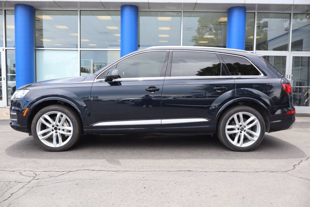 Used 2017 Audi Q7 3.0T Prestige AWD/4WD image 2