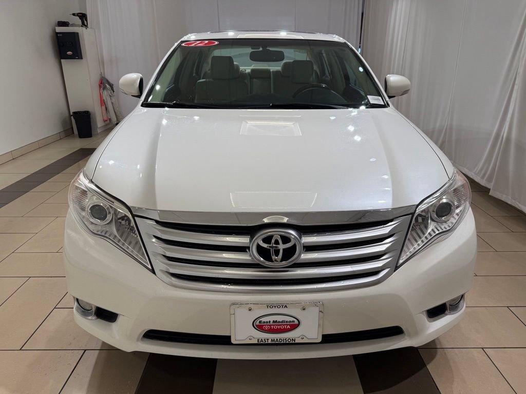 Used 2012 Toyota Avalon Limited FWD image 8