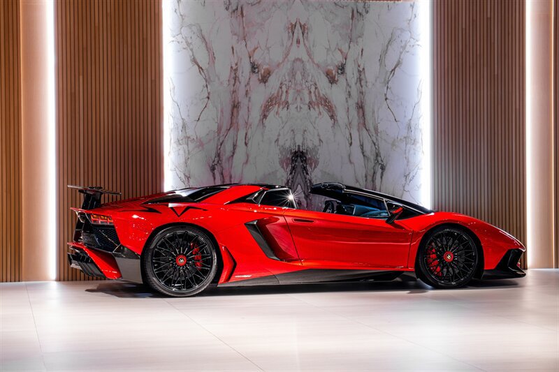 Used 2017 Lamborghini Aventador LP 750-4 Superveloce AWD/4WD image 7