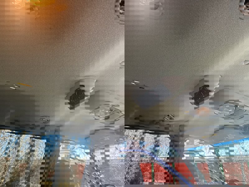 Used 2004 Ford Excursion XLT image 36