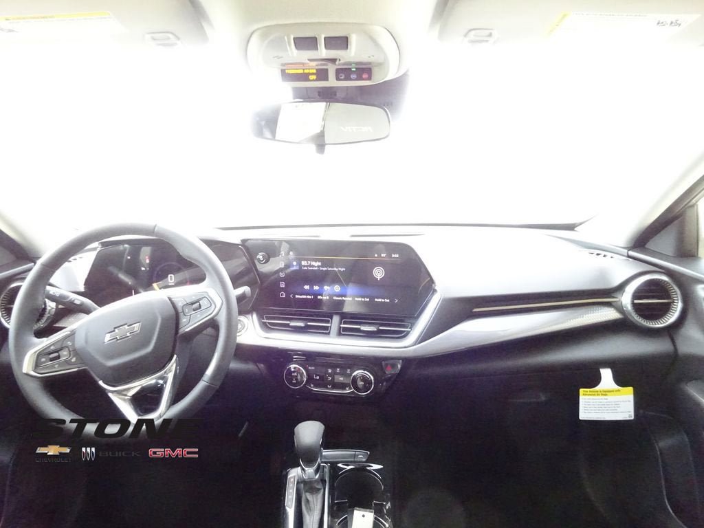 New 2026 Chevrolet Trax ACTIV w/ Sunroof Package FWD image 23
