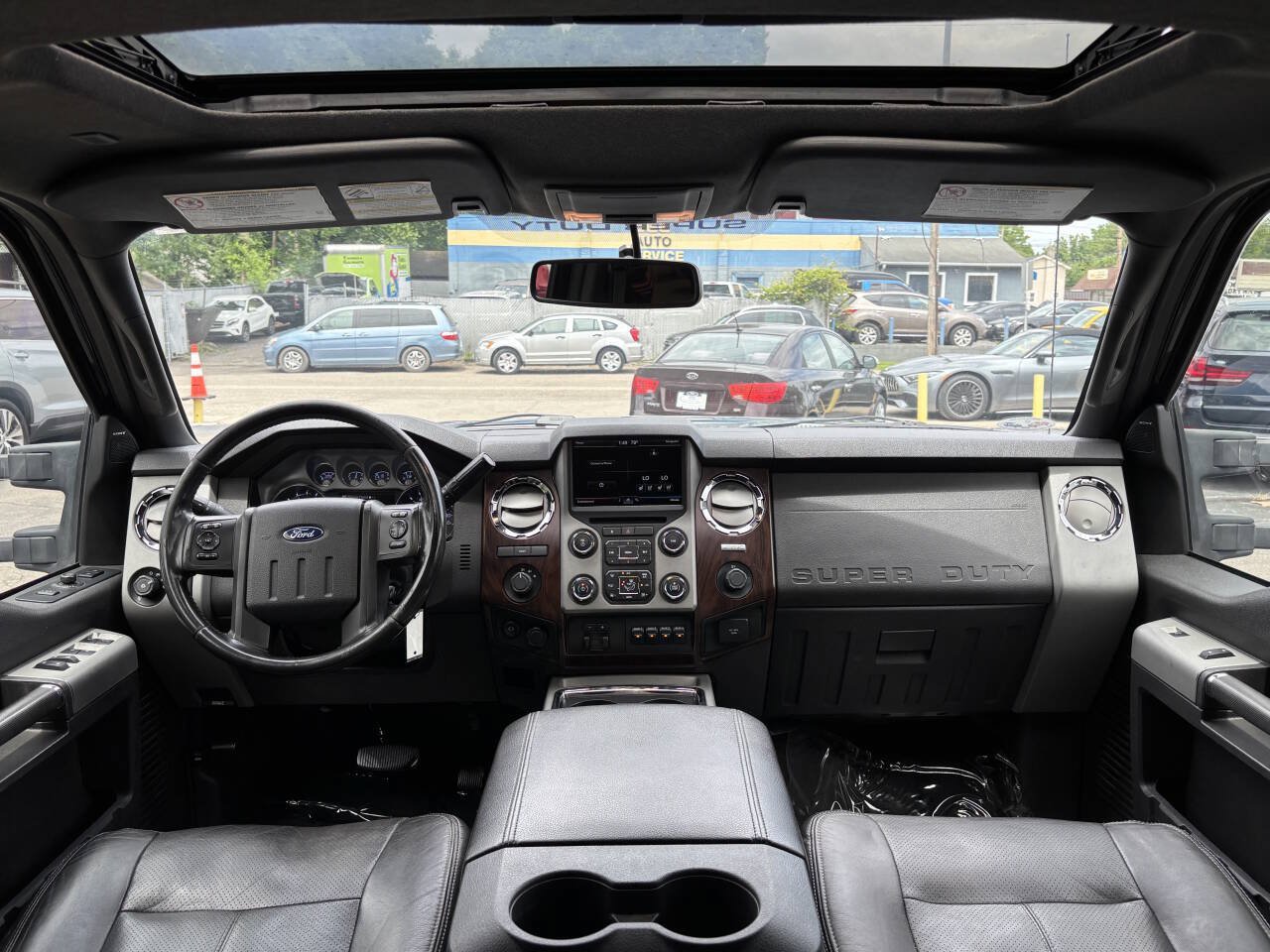 Used 2015 Ford F350 Lariat w/ Lariat Ultimate Package AWD/4WD image 18