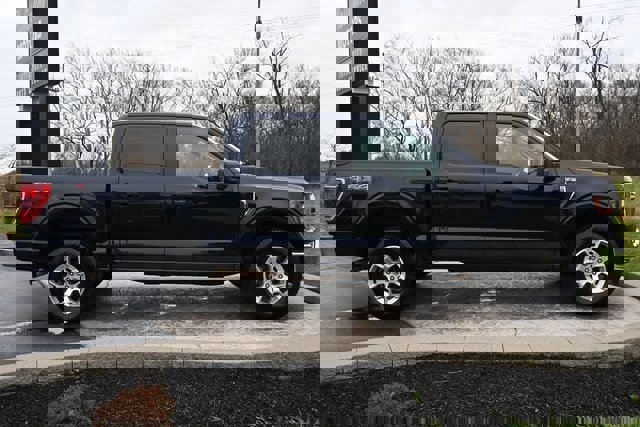 Used 2023 Ford F150 XLT image 4