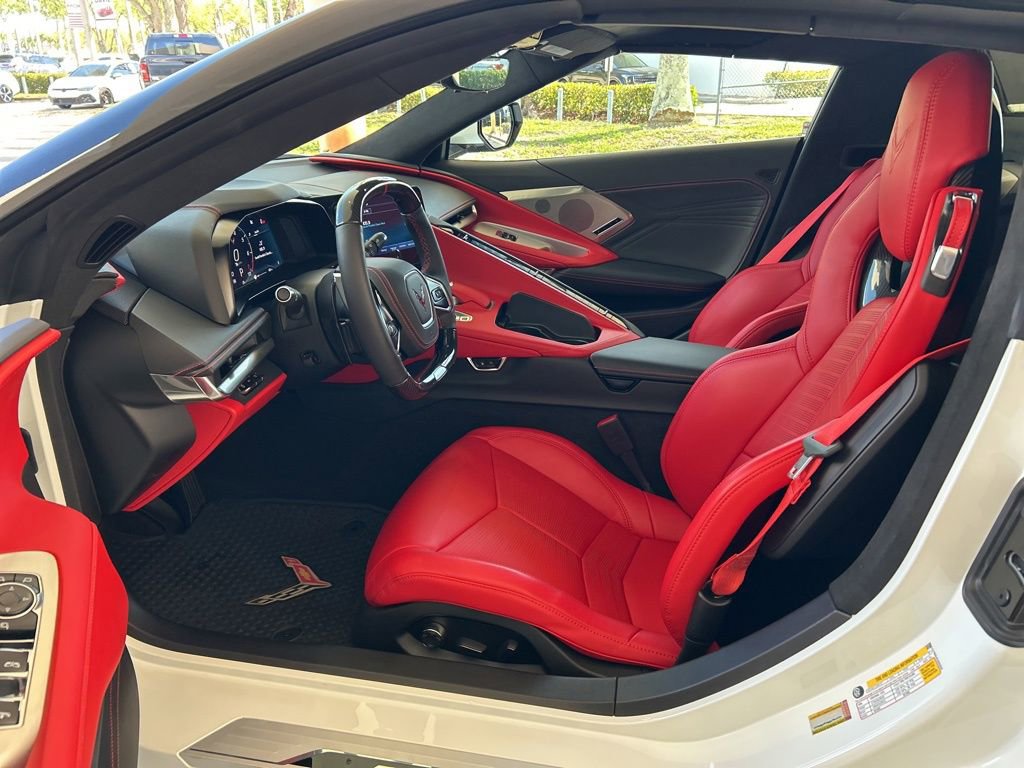 Used 2025 Chevrolet Corvette E-Ray w/ ZER Performance Package image 5