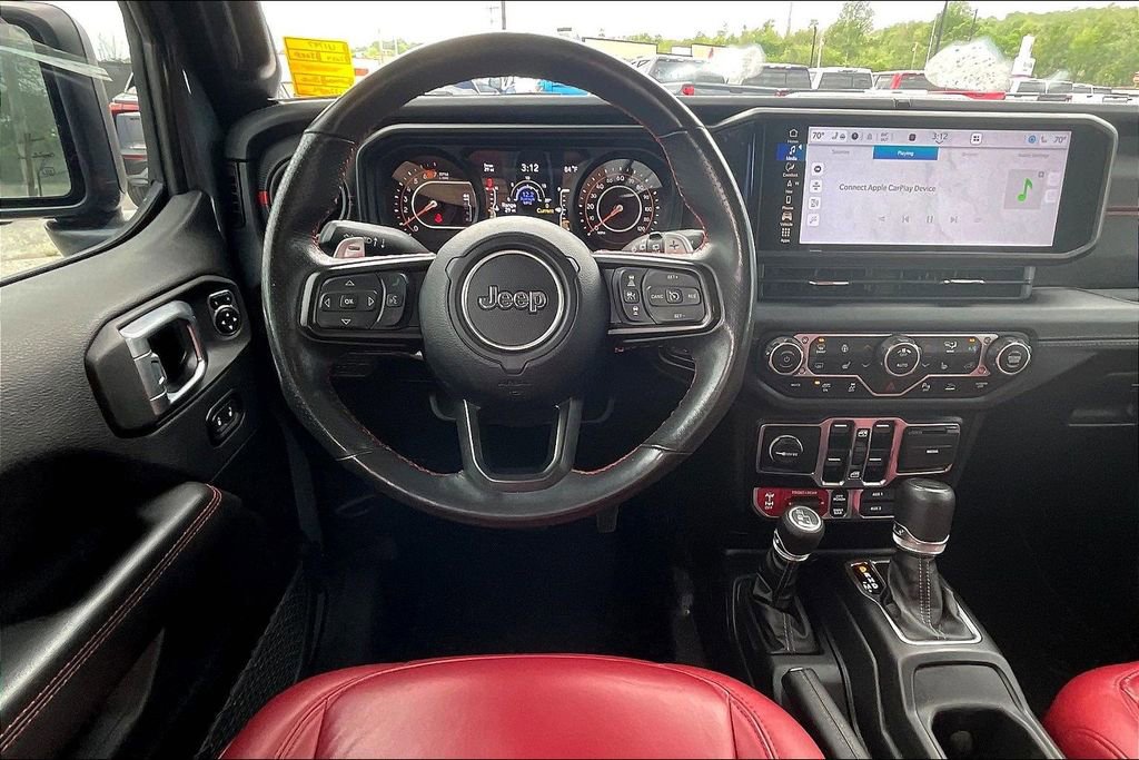 Used 2024 Jeep Wrangler Unlimited Rubicon 392 image 5