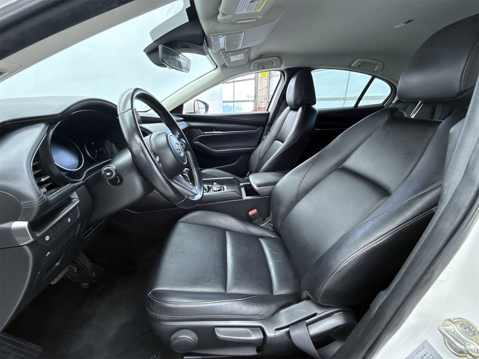 Used 2020 MAZDA MAZDA3 Sedan w/ Select Package image 11