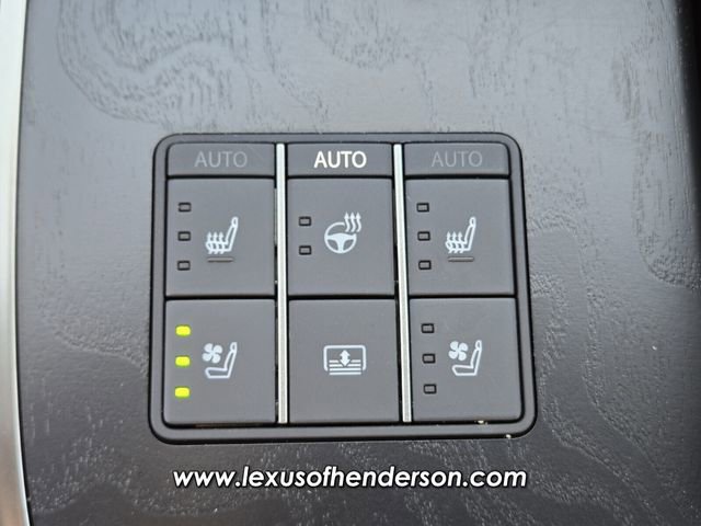 Certified 2023 Lexus LS 500 w/ Accessory Package (Z1) RWD image 30