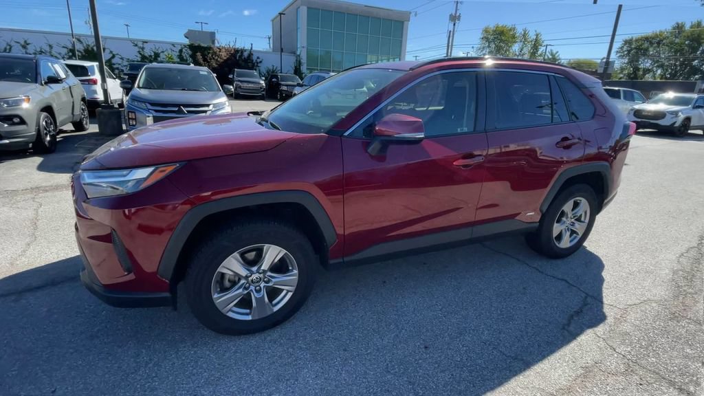 Used 2022 Toyota RAV4 XLE w/ Convenience Package AWD/4WD image 6