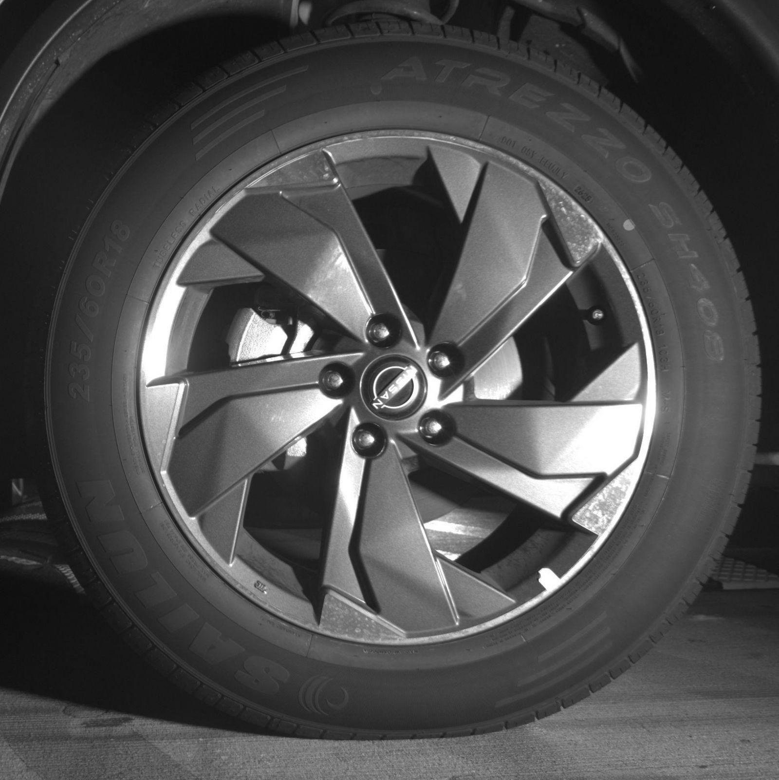 Used 2025 Nissan Rogue SV FWD image 15