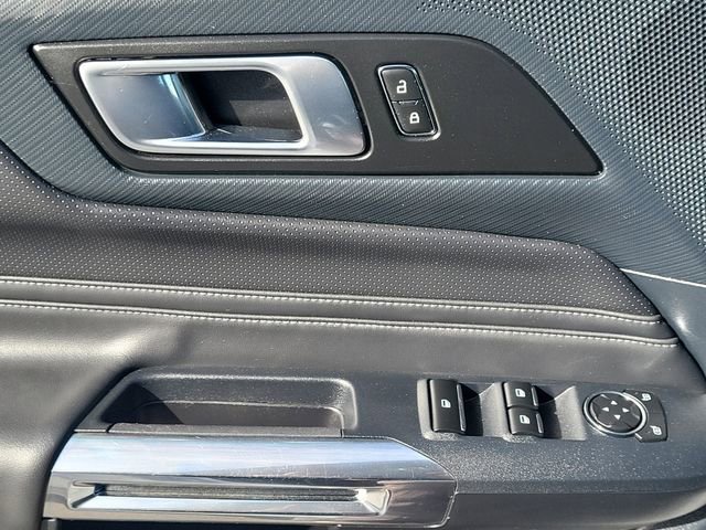 Used 2024 Ford Mustang Premium image 15