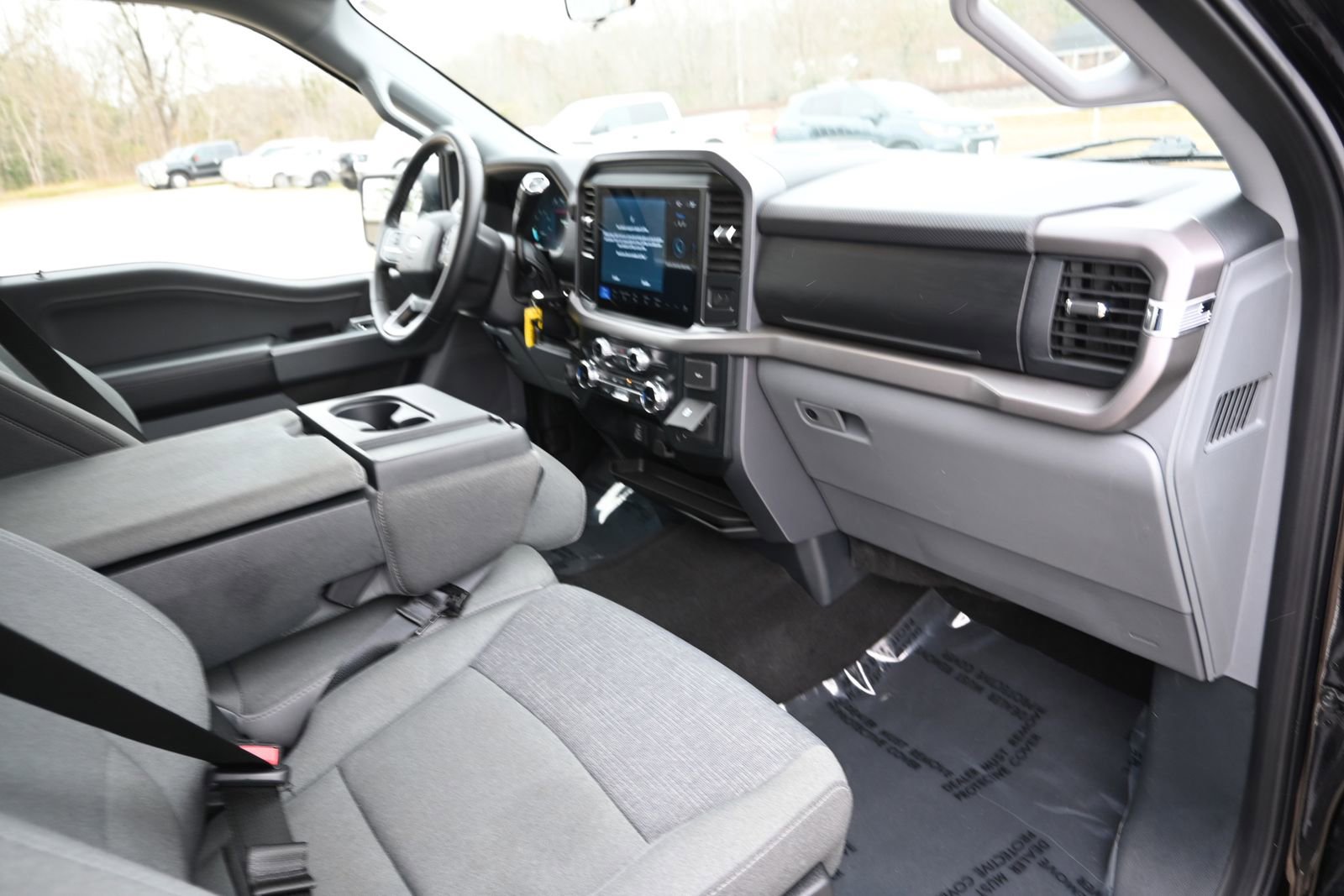Used 2025 Ford F150 XLT w/ Equipment Group 301A Standard RWD image 27