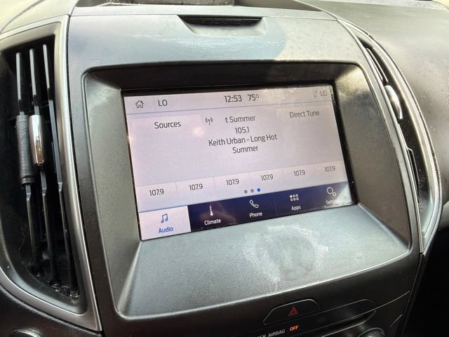 Used 2020 Ford Edge SE FWD image 19