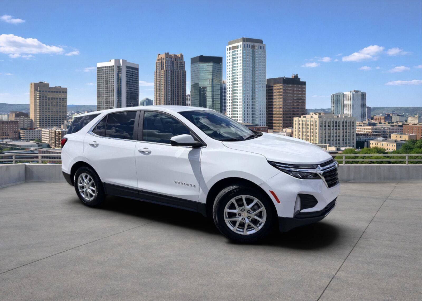 Used 2024 Chevrolet Equinox LT w/ LPO, Floor Liner Package FWD image 1