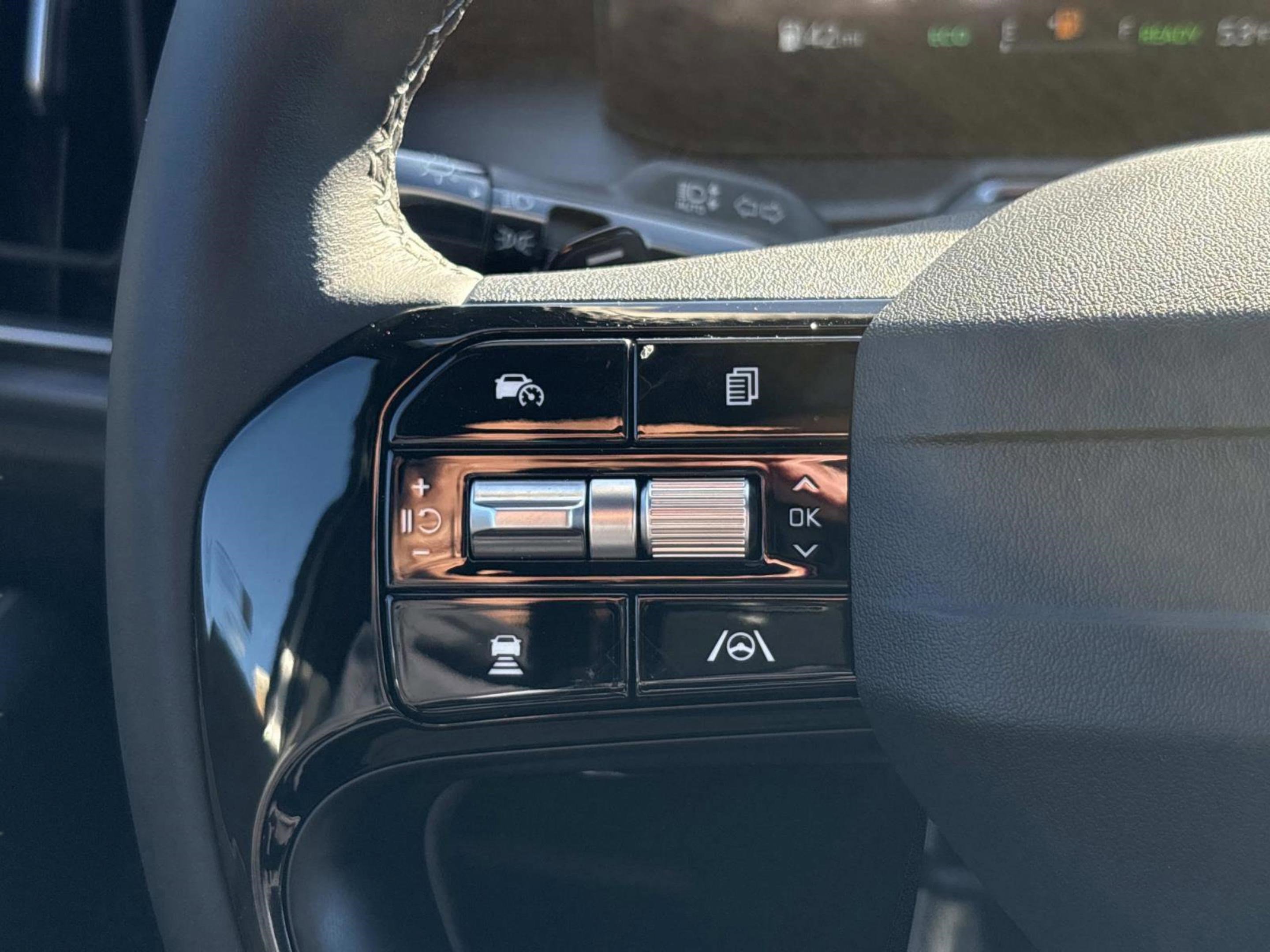 New 2026 Kia Sorento SX Prestige image 25