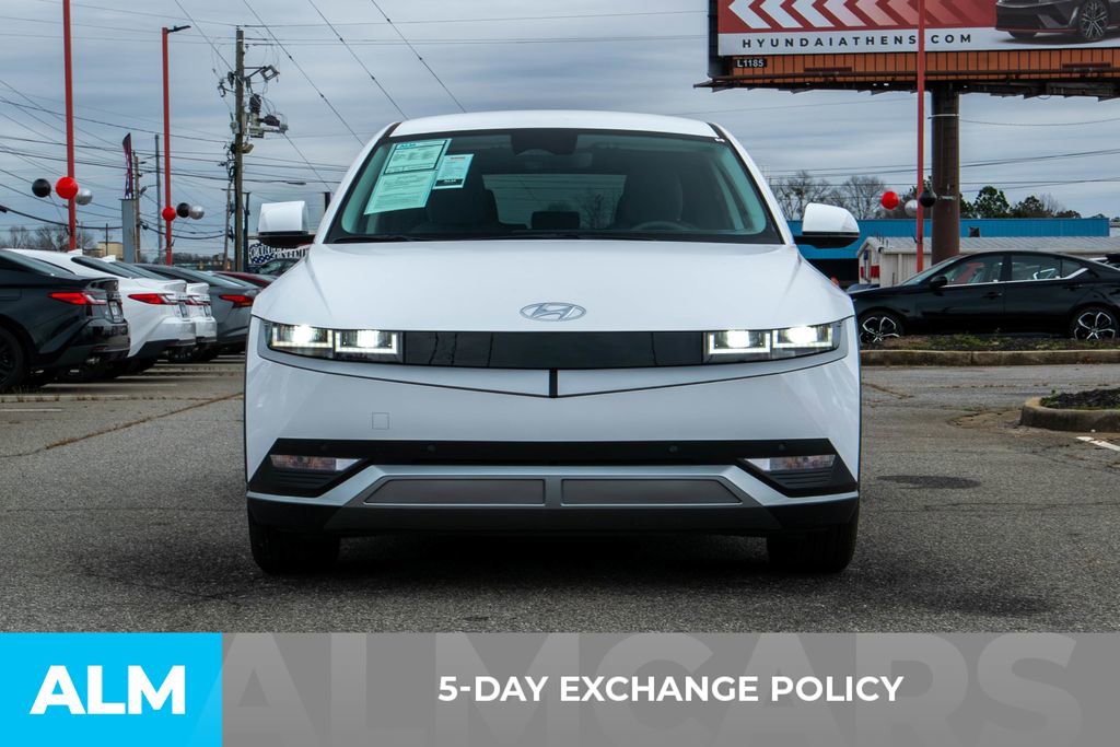 Used 2024 Hyundai Ioniq 5 SEL video 3