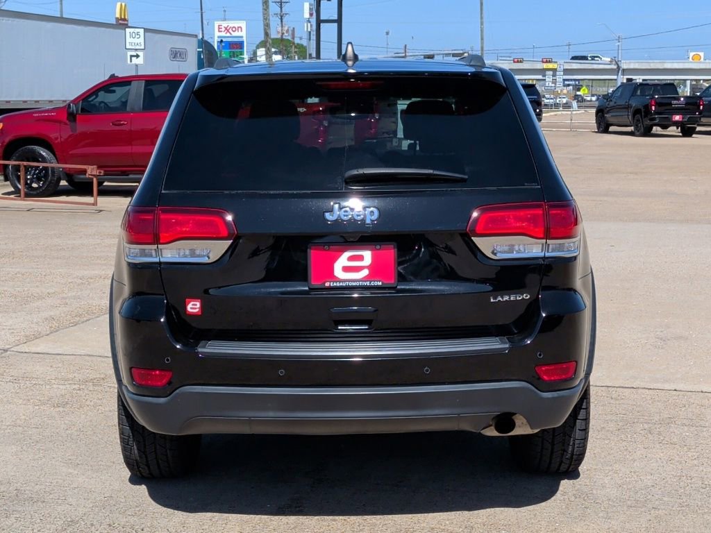 Used 2021 Jeep Grand Cherokee Laredo image 7