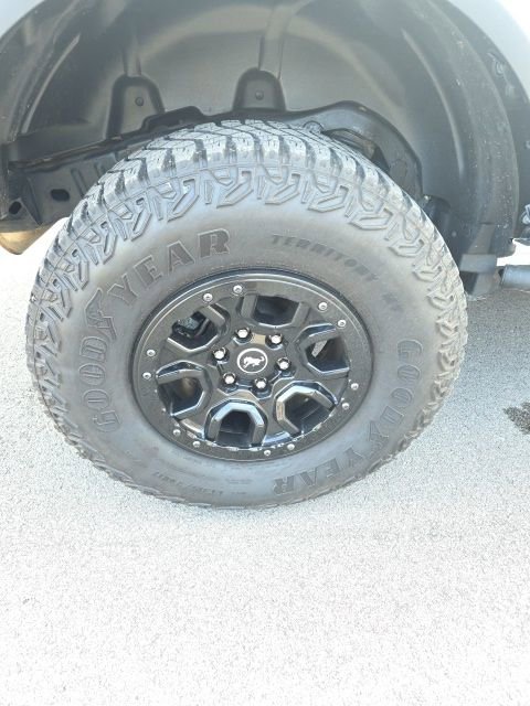 Used 2022 Ford Bronco Wildtrak image 9