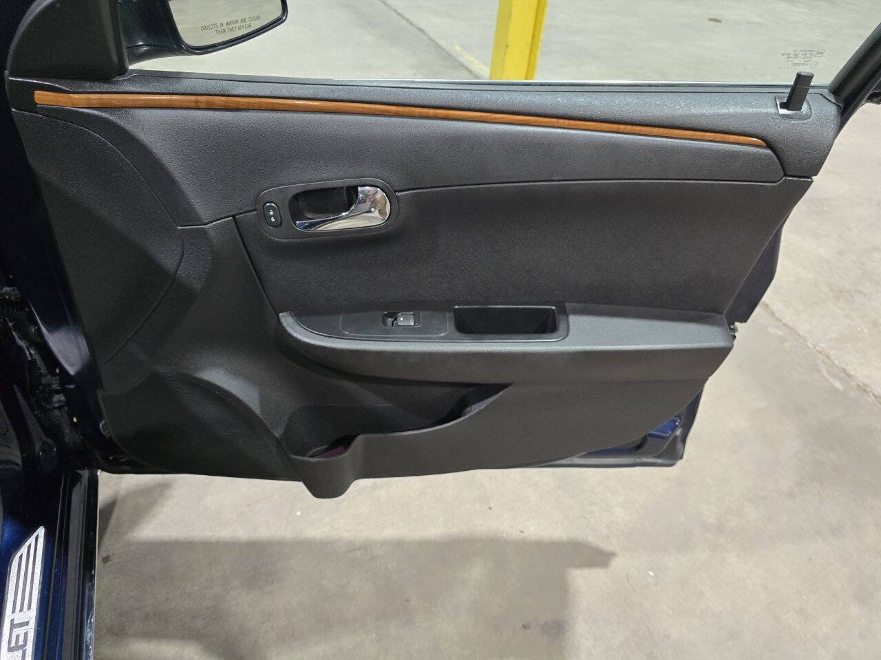 Used 2011 Chevrolet Malibu LT w/ Interface Package FWD image 31