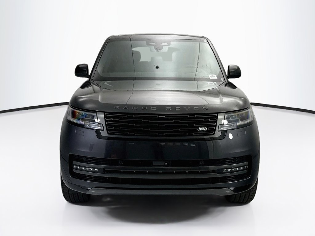 New 2026 Land Rover Range Rover Long Wheelbase SE AWD/4WD image 2