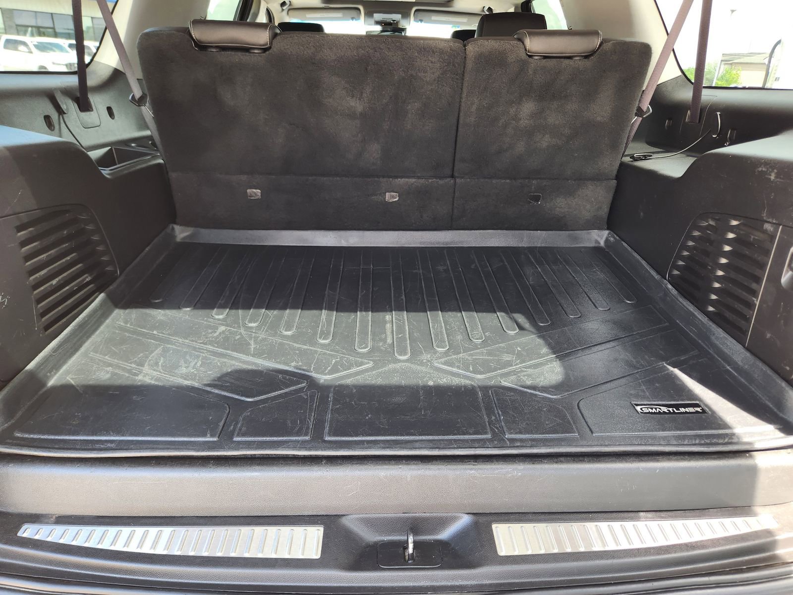 Used 2015 Chevrolet Suburban LTZ AWD/4WD image 38