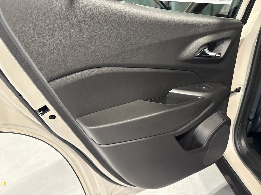 New 2026 Chevrolet Trax RS FWD image 42