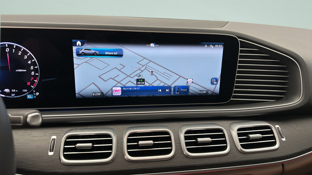 Used 2025 Mercedes-Benz GLE 450e 4MATIC image 17