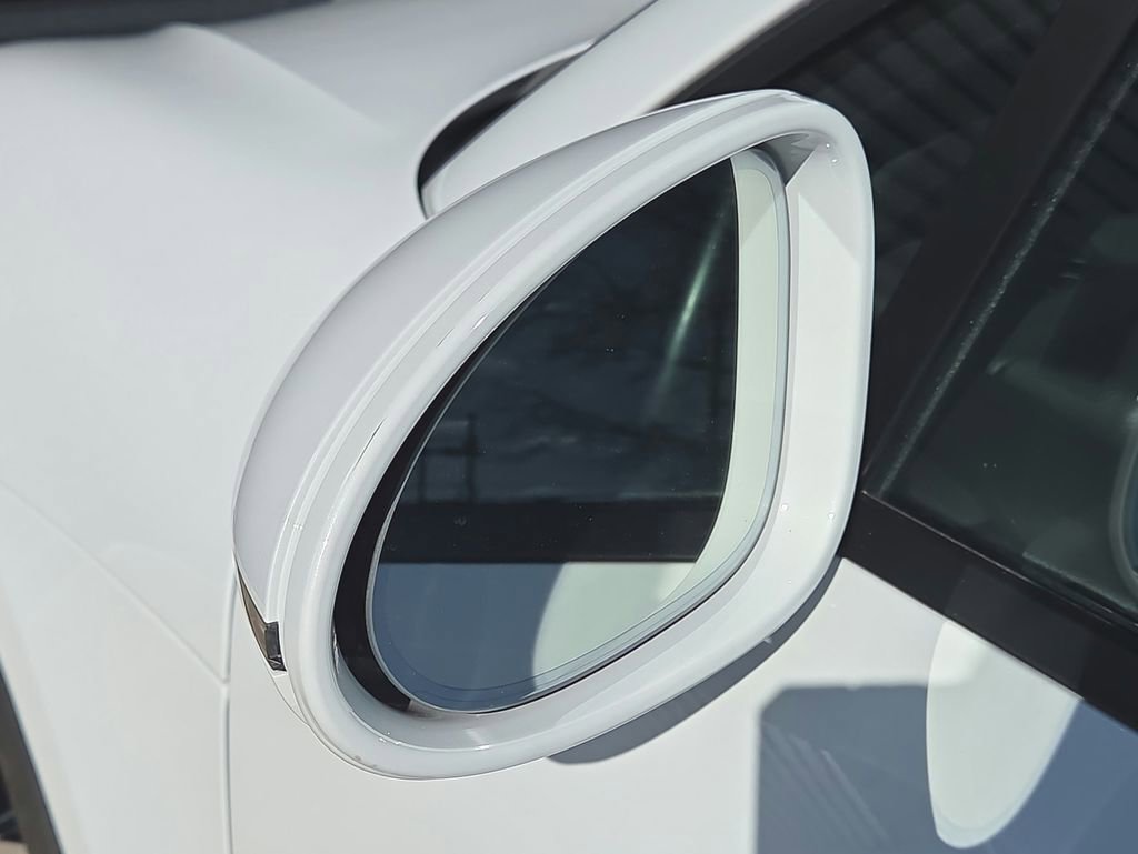 Certified 2022 Porsche Macan image 29