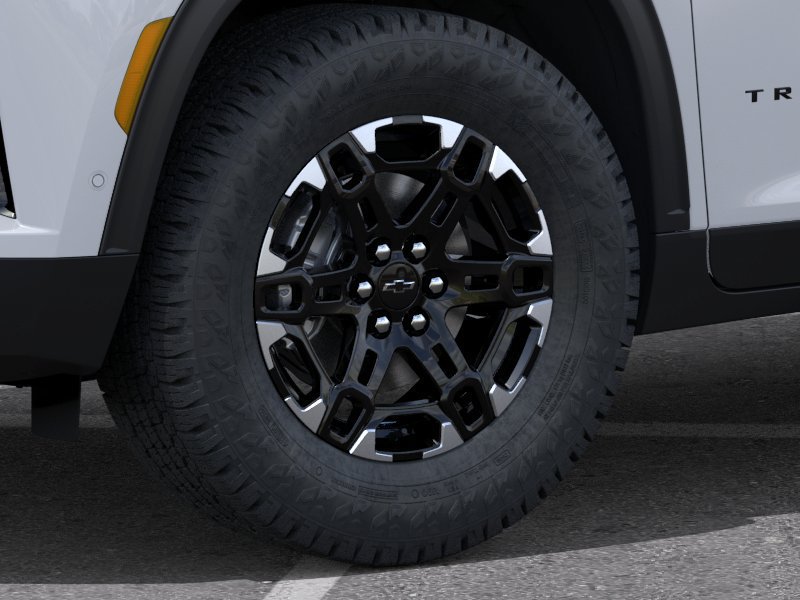 New 2027 Chevrolet Traverse Z71 w/ Enhanced Driving Package AWD/4WD image 9