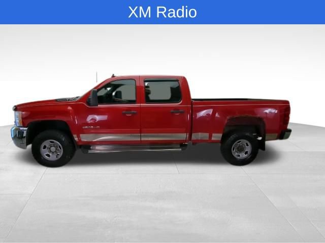 Used 2010 Chevrolet Silverado 2500 LT w/ Interior Plus Package AWD/4WD image 4