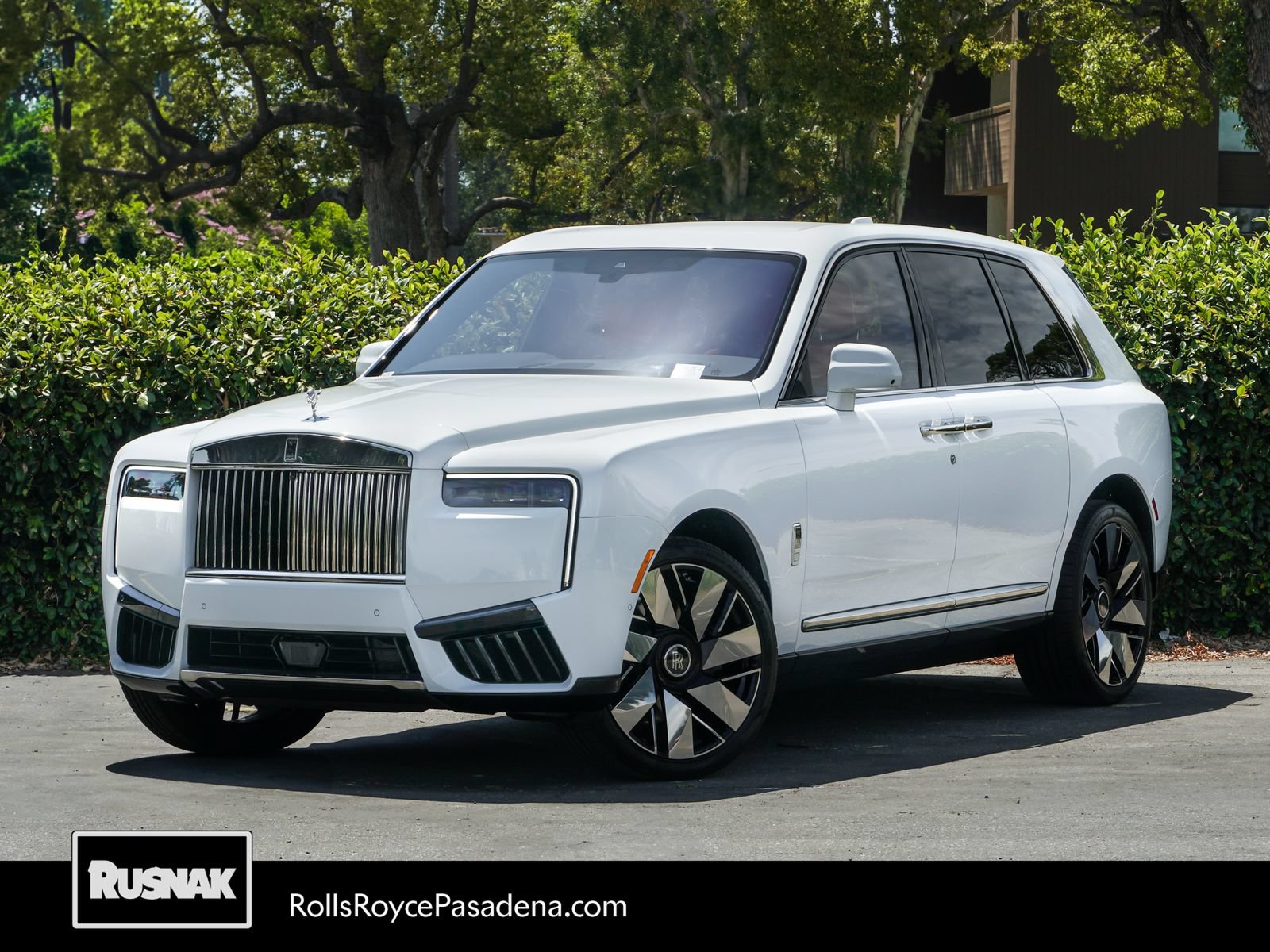 New 2026 Rolls-Royce Cullinan