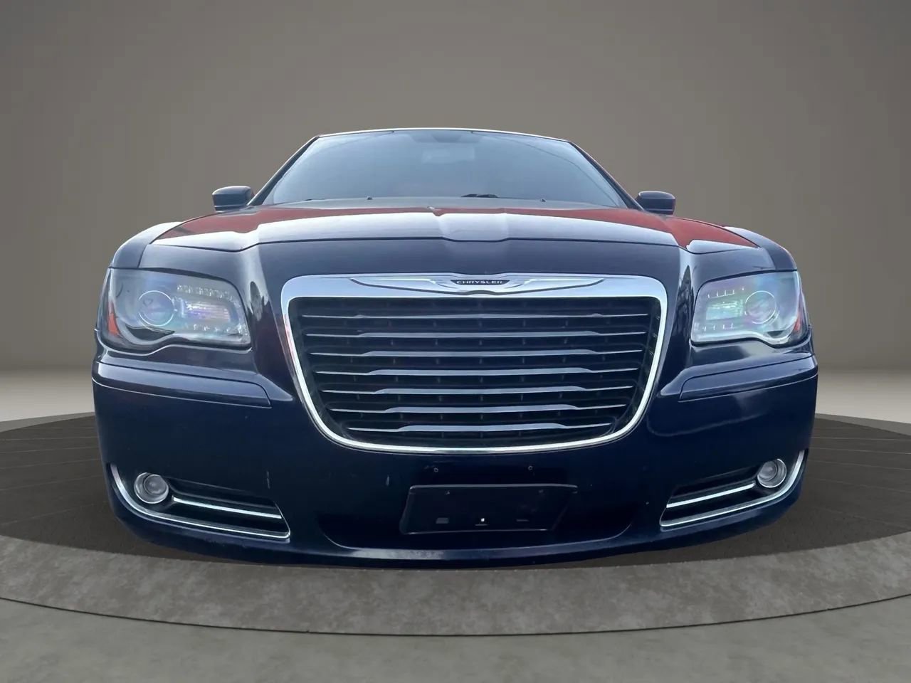 Used 2013 Chrysler 300 S image 3