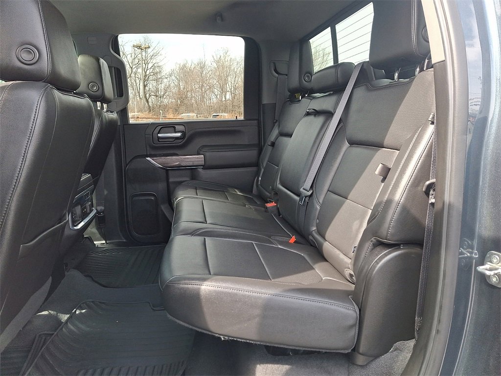 Used 2020 Chevrolet Silverado 2500 LTZ w/ LTZ Premium Package image 12