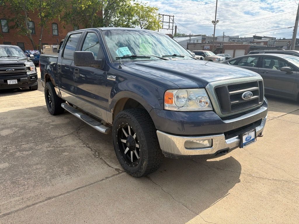 Used 2005 Ford F150 4x4 SuperCrew image 1