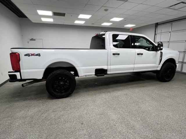Used 2023 Ford F350 XLT image 12