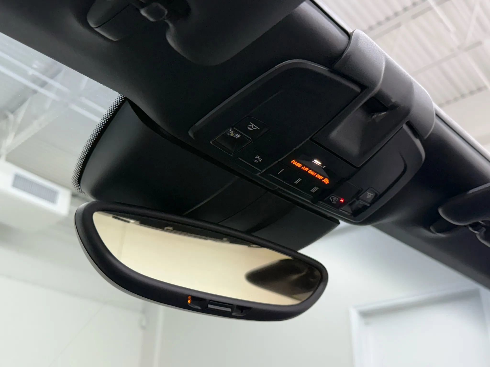 Used 2017 Porsche 911 Carrera image 23