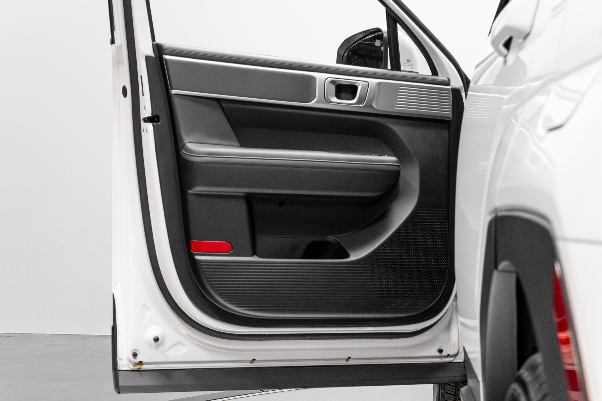 Used 2025 Hyundai Santa Fe SEL image 48