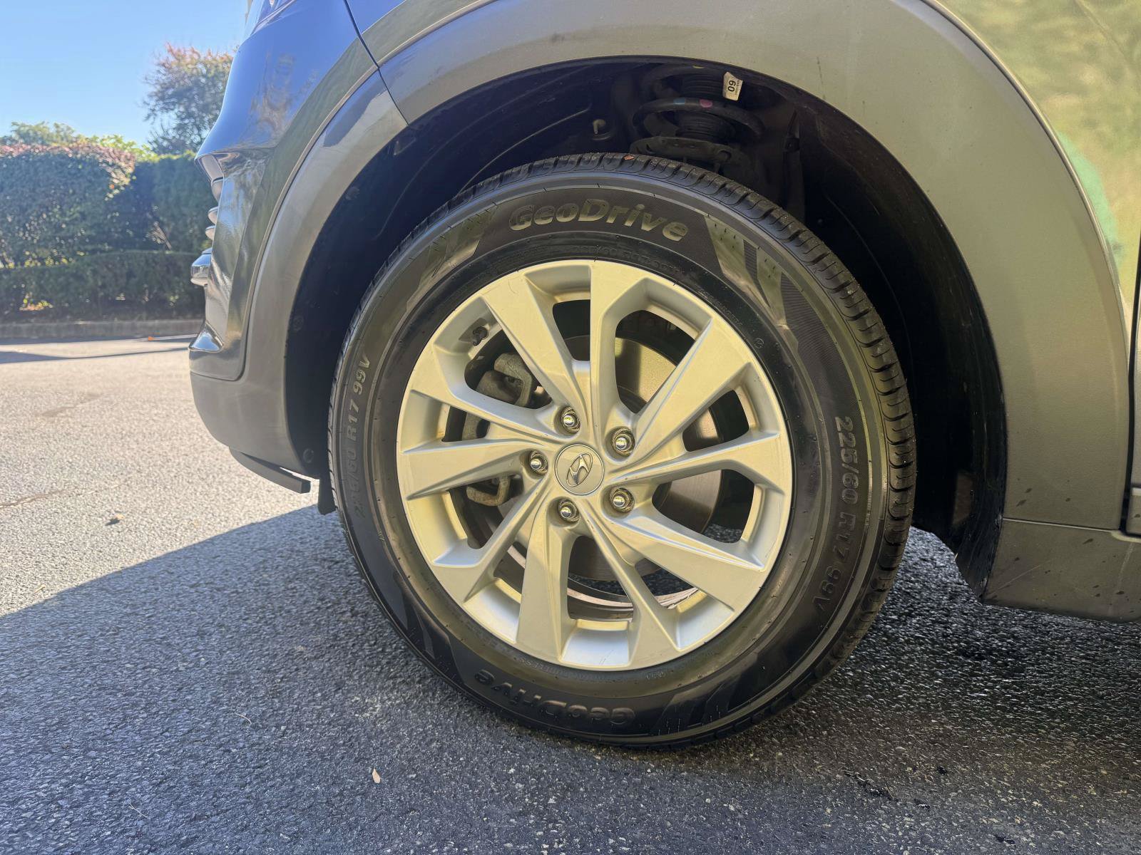 Used 2019 Hyundai Tucson Value AWD/4WD image 9