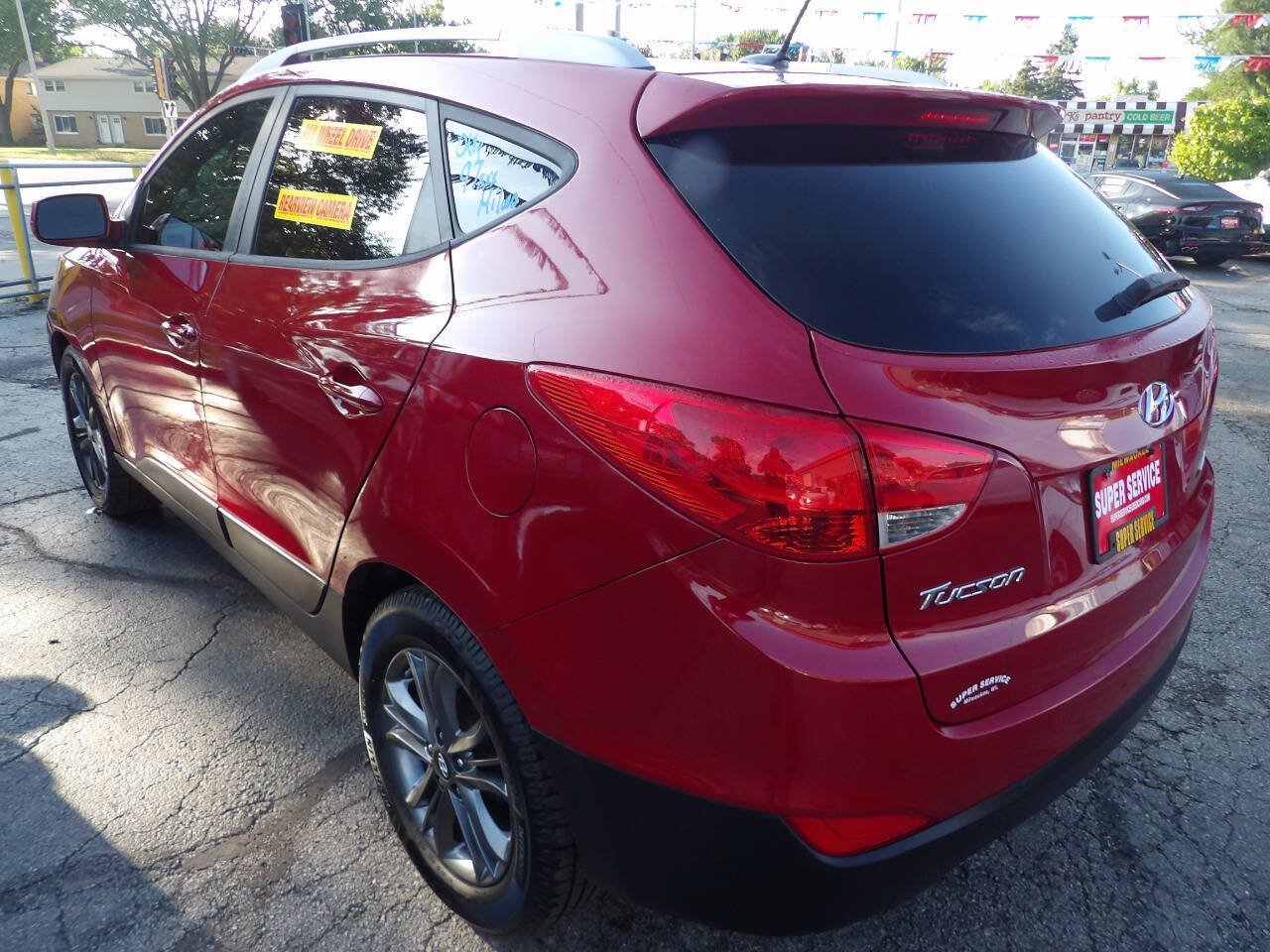 Used 2015 Hyundai Tucson SE AWD/4WD image 2