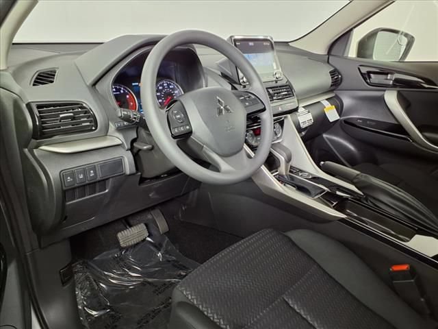 Used 2025 Mitsubishi Eclipse Cross LE AWD/4WD image 14