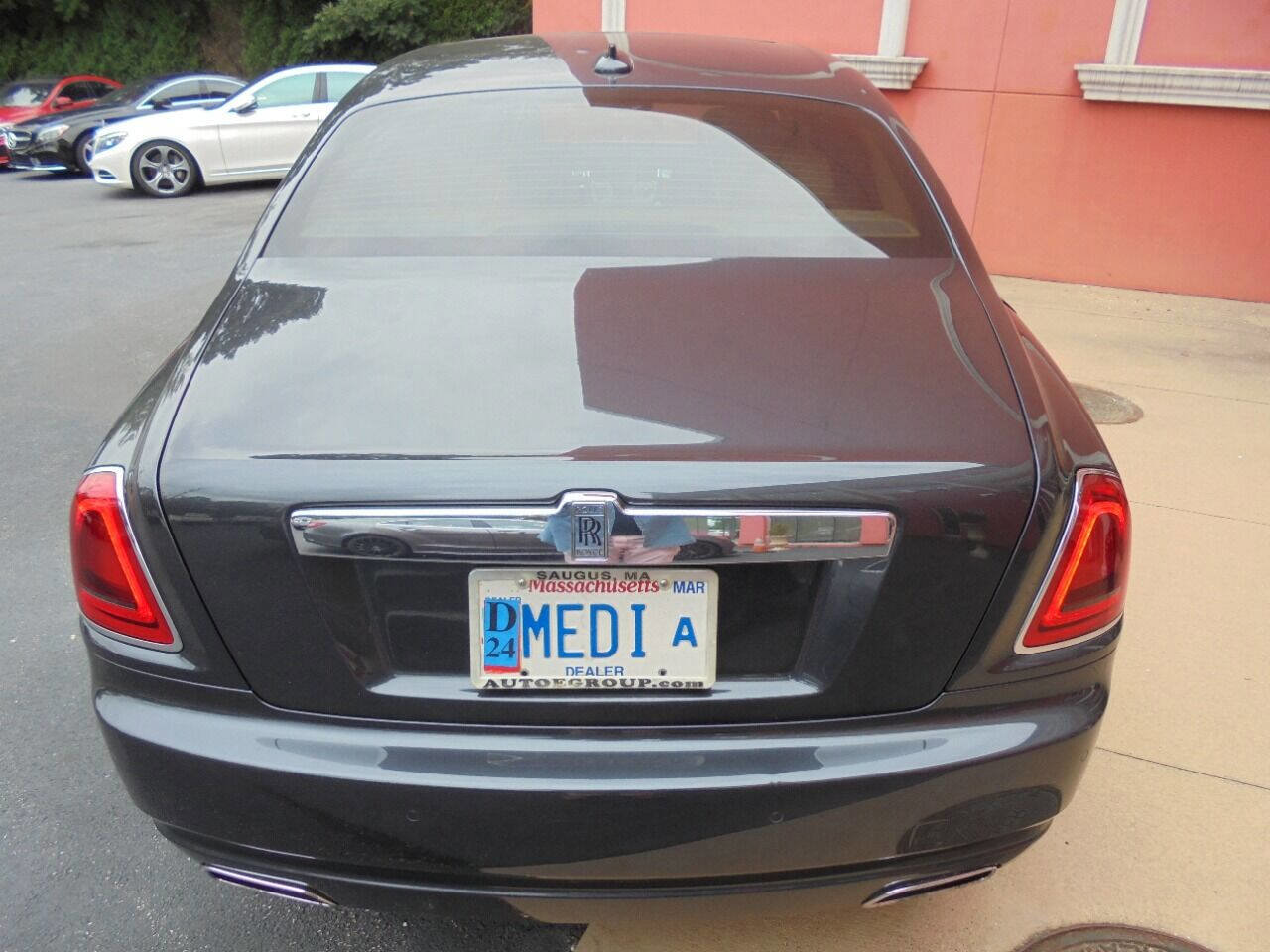 Used 2011 Rolls-Royce Ghost image 40