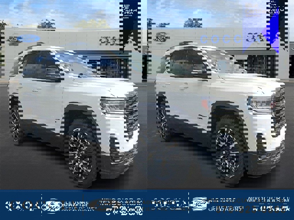 Used 2021 GMC Acadia SLE w/ Driver Convenience Package image 3