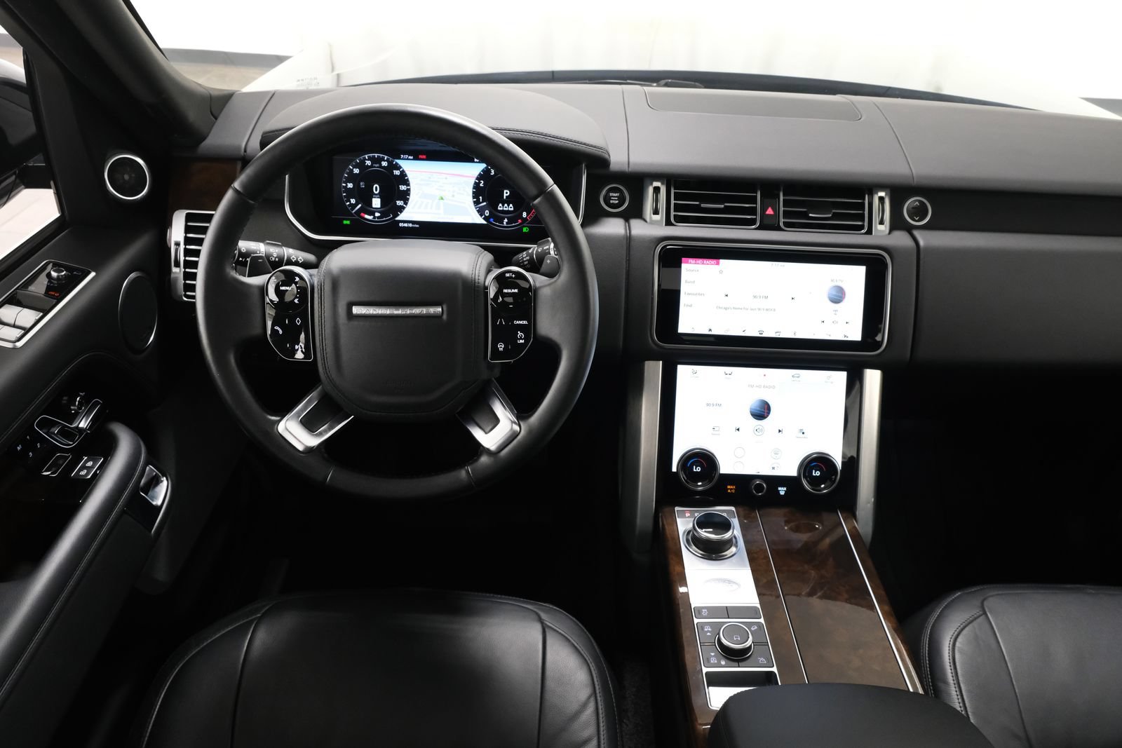 Used 2021 Land Rover Range Rover AWD/4WD image 11