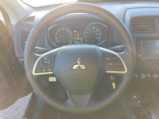 Used 2025 Mitsubishi Outlander Sport AWD image 7