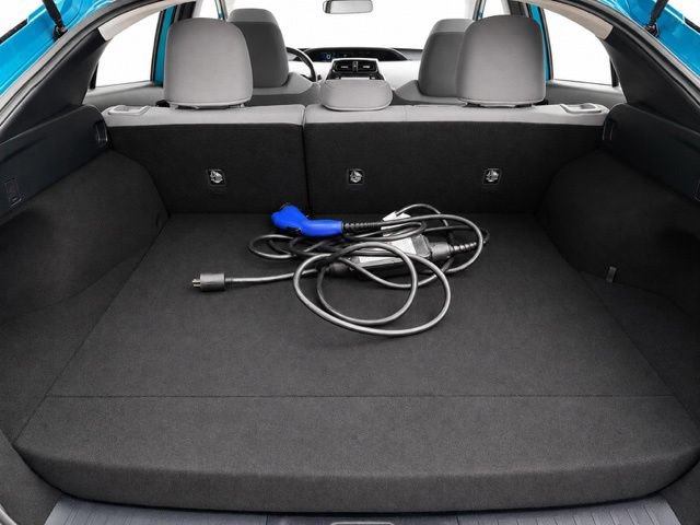 Used 2021 Toyota Prius Prime LE FWD image 11