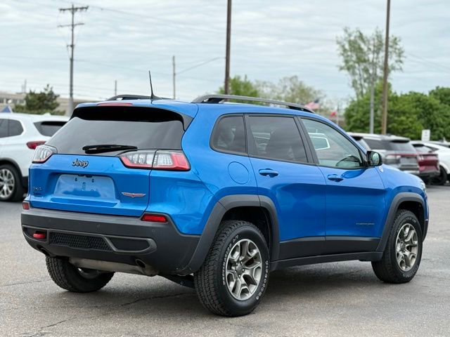 Used 2020 Jeep Cherokee Trailhawk w/ Cold Weather Group AWD/4WD image 37
