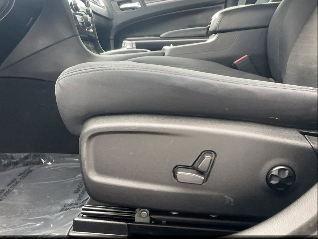 Used 2021 Chrysler 300 Touring w/ Sport Appearance Package image 23