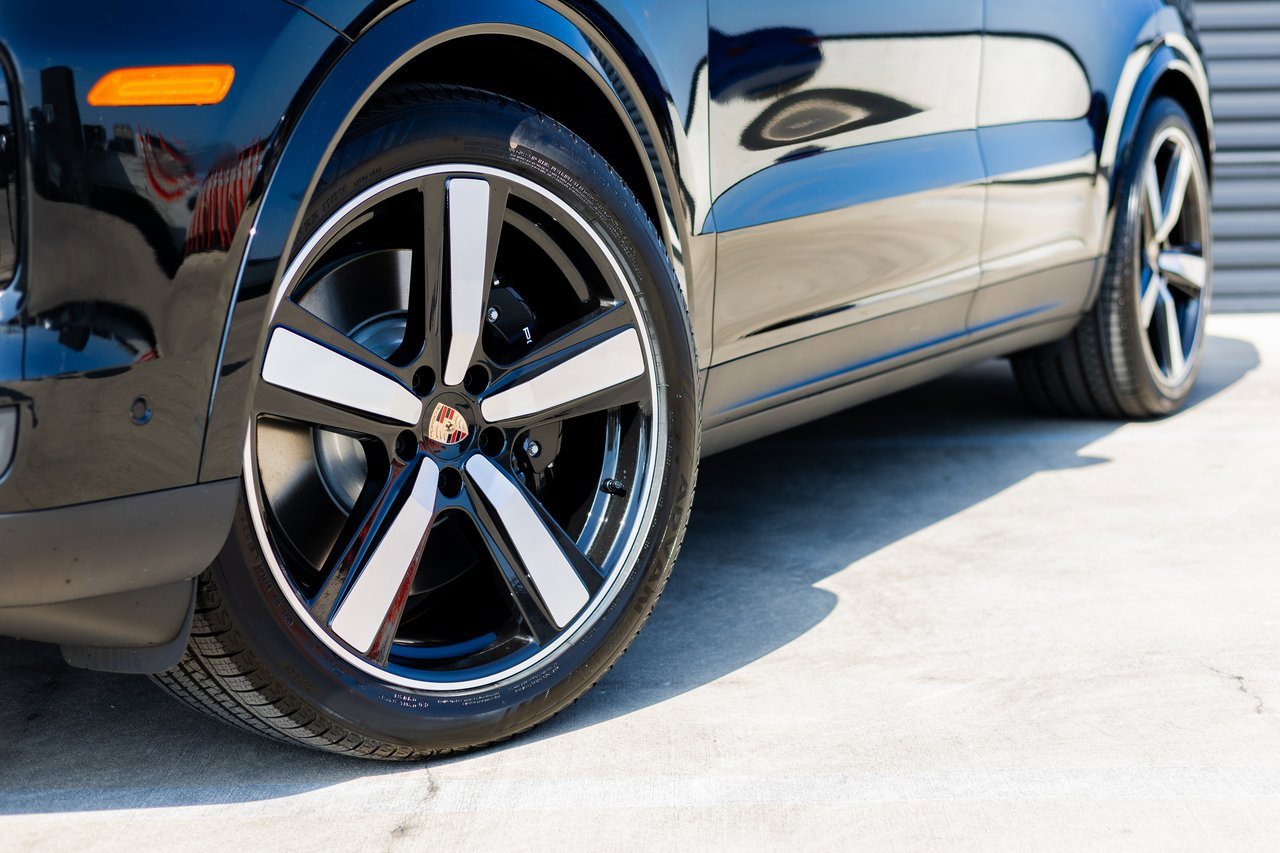 New 2026 Porsche Cayenne S image 12