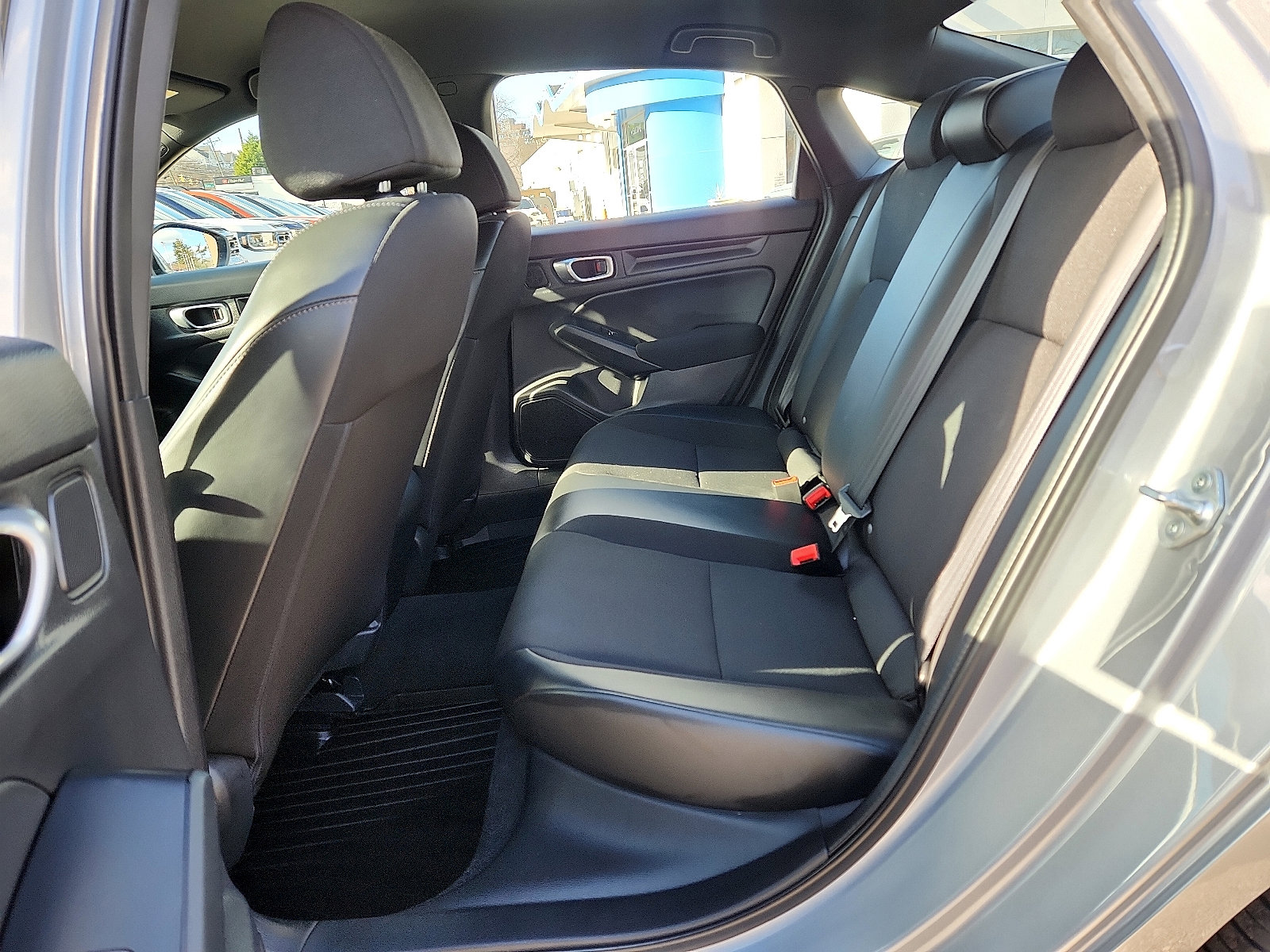 Used 2023 Honda Civic Sport image 9