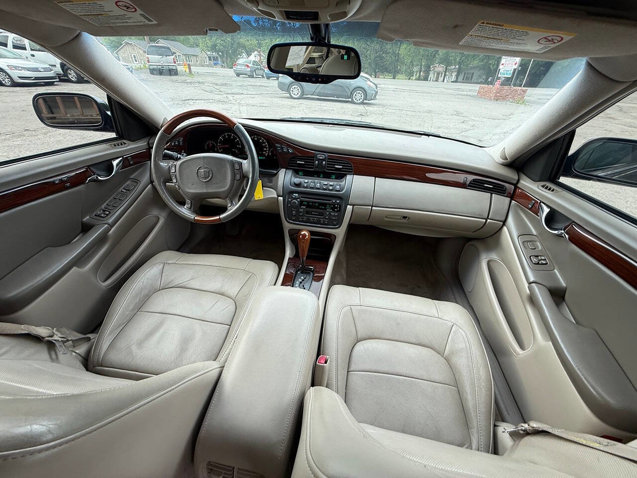 Used 2005 Cadillac De Ville DTS w/ Equipment Group FWD image 31