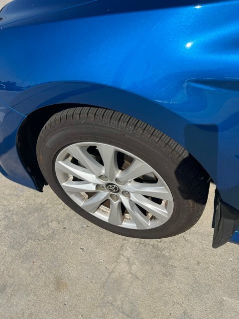 Used 2020 Toyota Camry LE FWD image 10